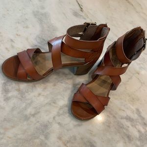 Material Girl Sandals size 7
